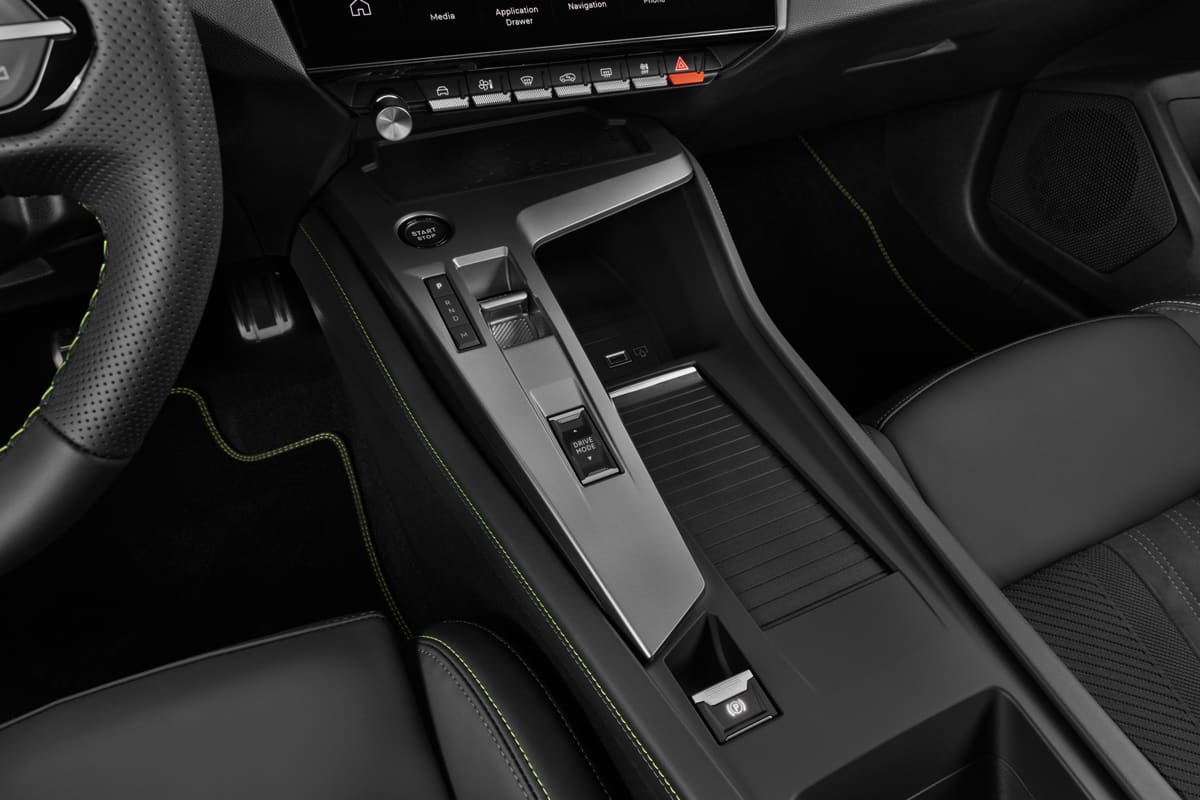 Schaltknüppel eines Peugeot e308