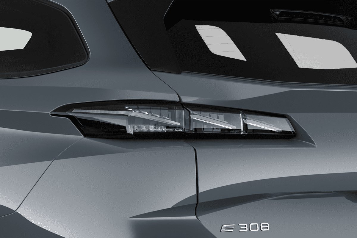 Heckleuchten eines Peugeot e308 SW