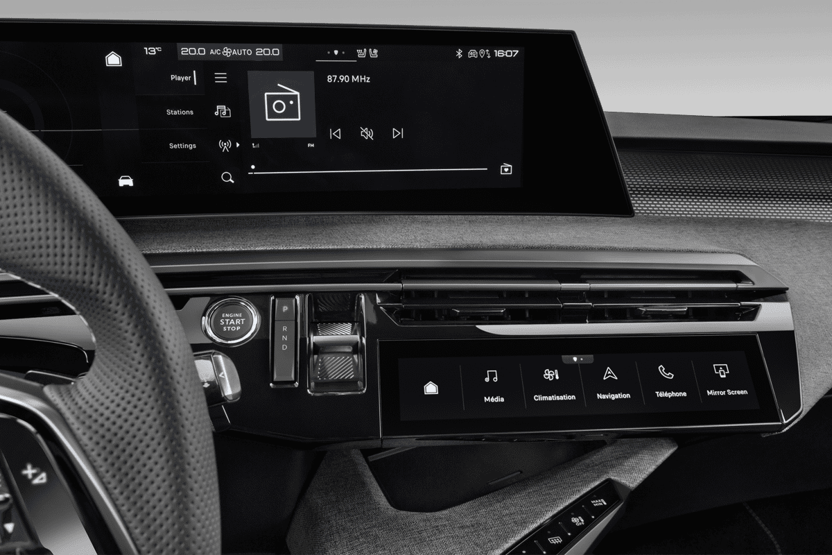 Audiosystem eines Peugeot E-5008 