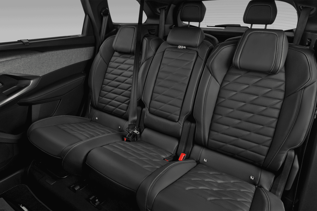 Rücksitzbank eines Peugeot E-5008 