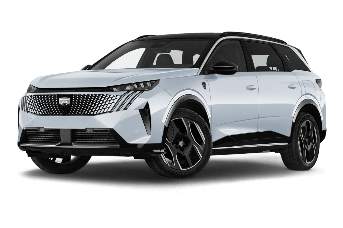 Tiefe, schräge Heckansicht eines Peugeot e-5008 , freigestellt (KI-generiert)