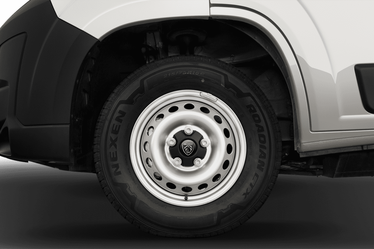 Radkappe oder Felge eines Peugeot e-Boxer