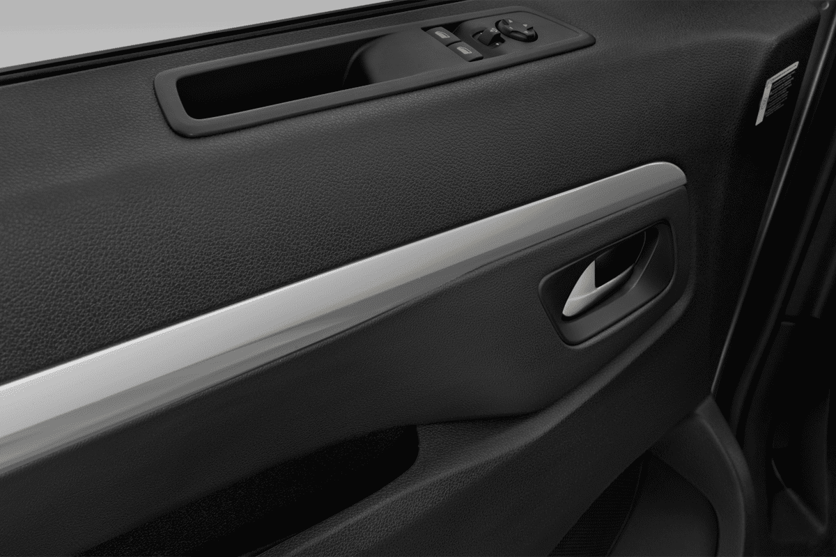 Türsteuerung eines Peugeot E-Expert Kastenwagen 