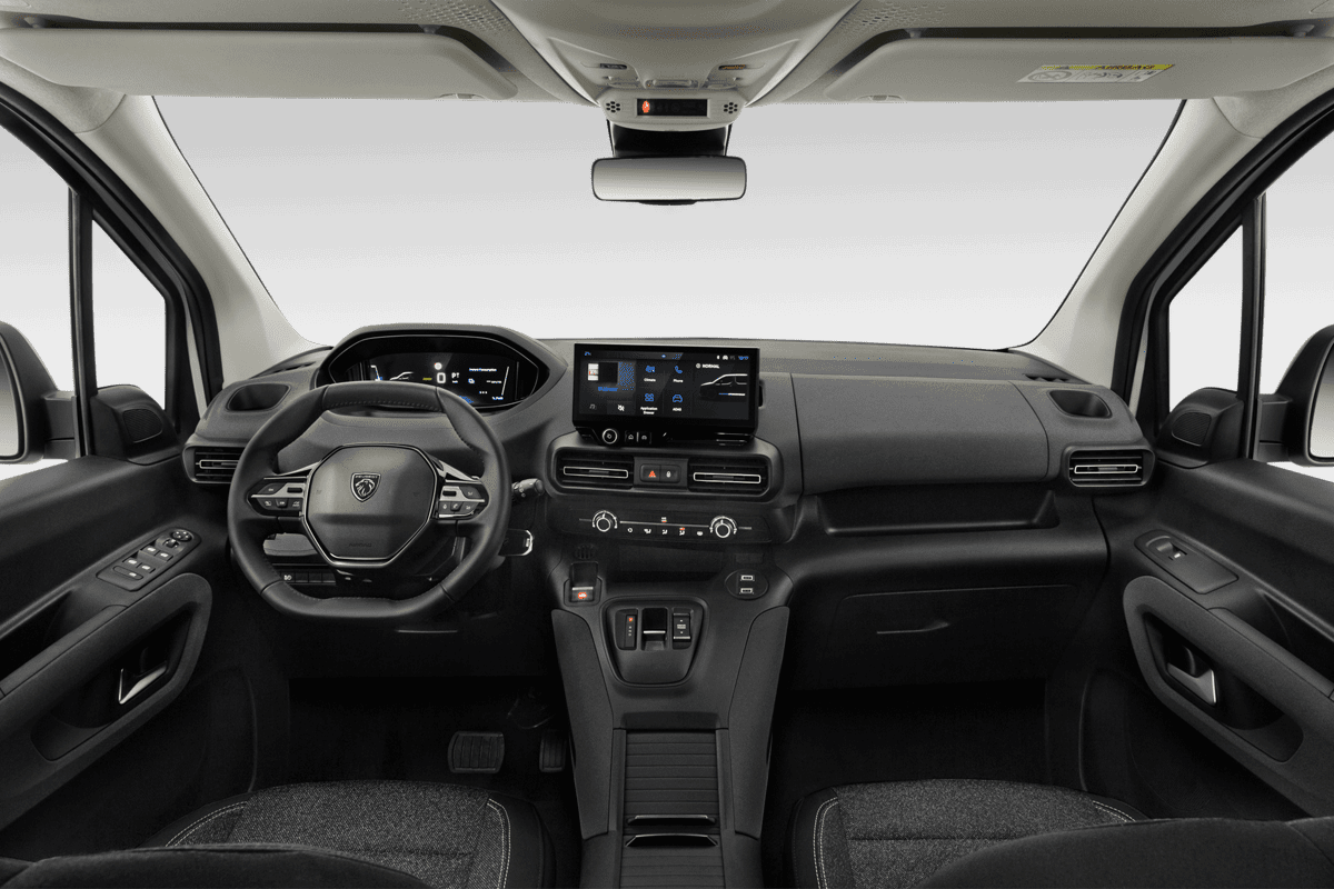 Armaturenbrett eines Peugeot e-Rifter