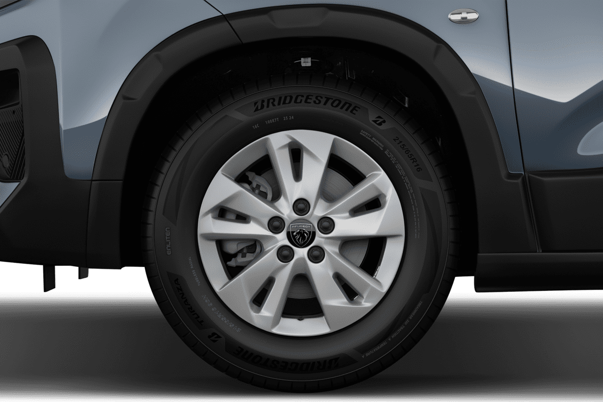 Radkappe oder Felge eines Peugeot e-Rifter