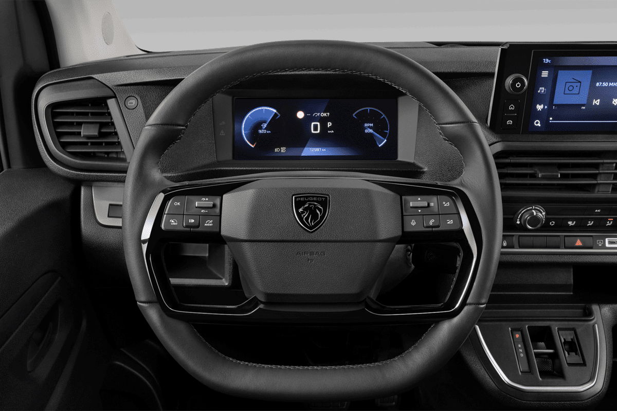 Lenkrad eines Peugeot Expert verglaster Kastenwagen