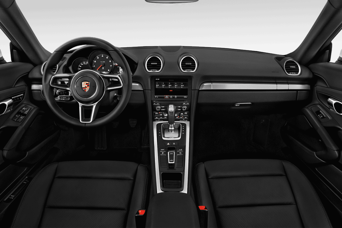 Armaturenbrett eines Porsche 718 Boxster