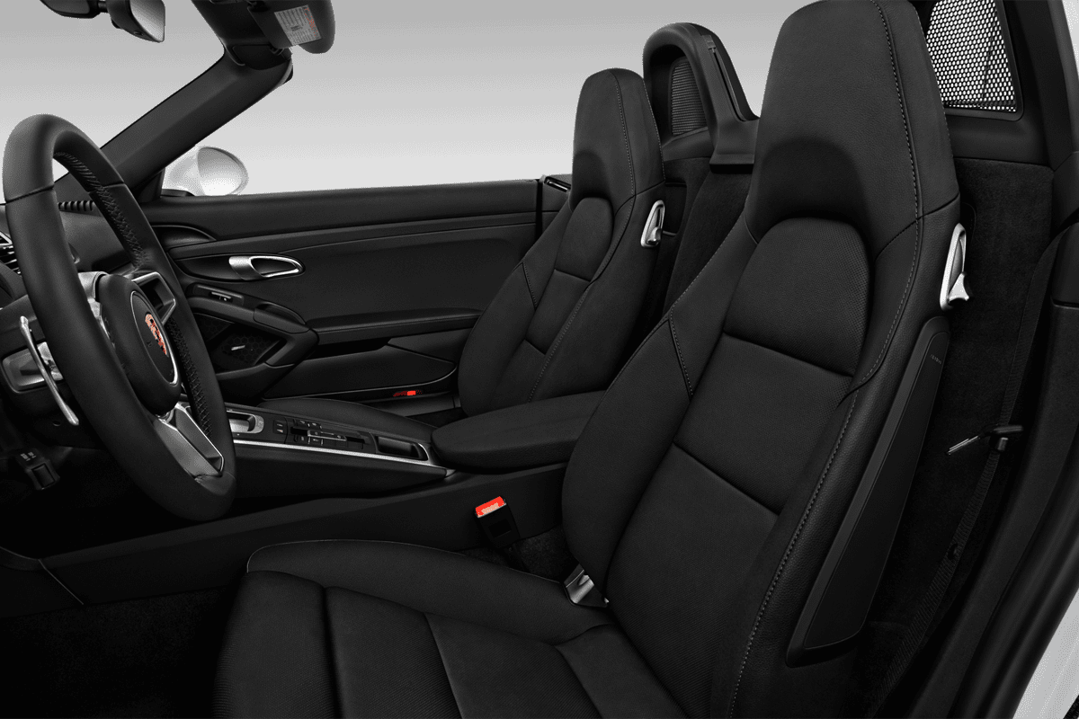 Vordersitze eines Porsche 718 Boxster