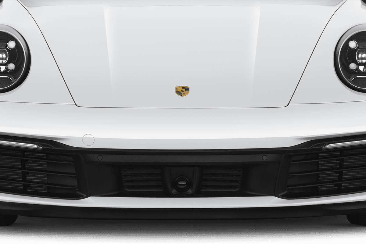 Kühlergrill eines Porsche 911 Turbo S