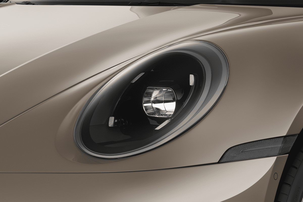 Frontscheinwerfer eines Porsche 911 (KI-generiert)