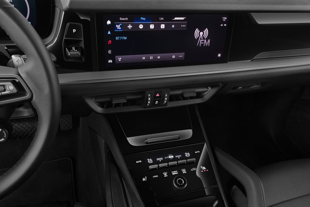 Audiosystem eines Porsche Cayenne