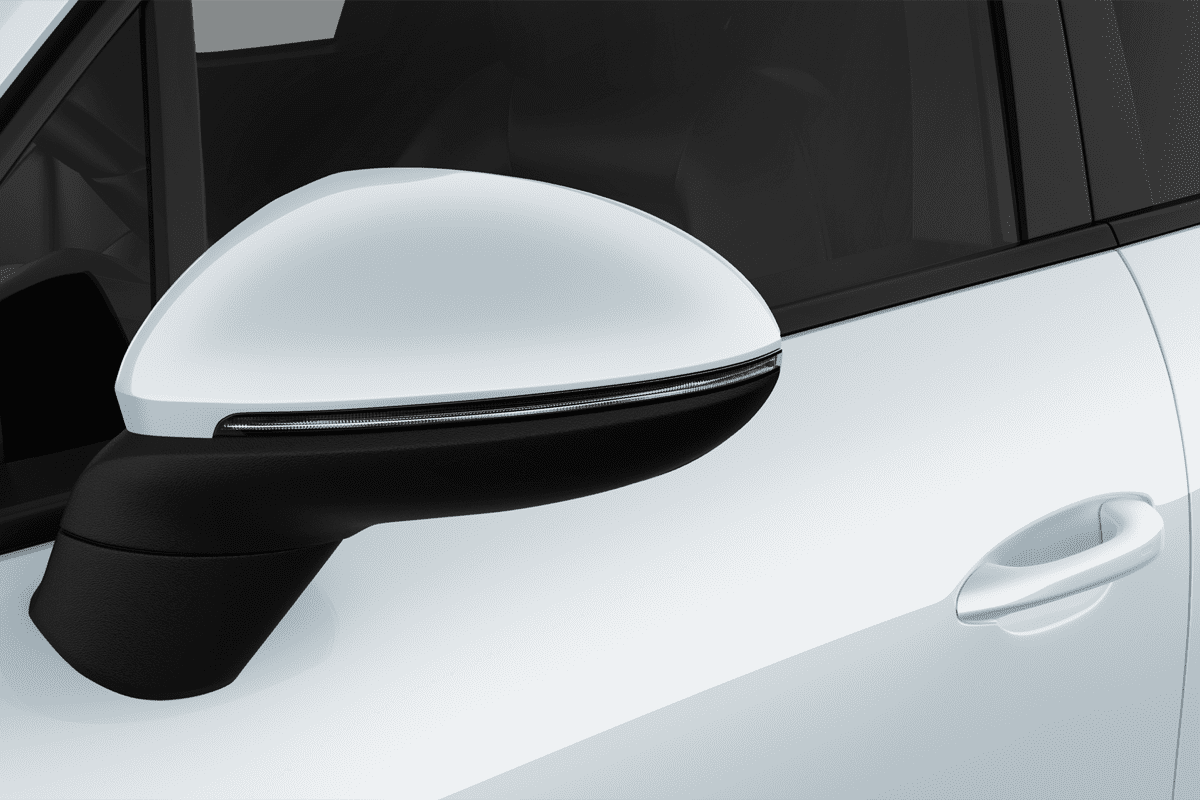 Rückspiegel eines Porsche Cayenne