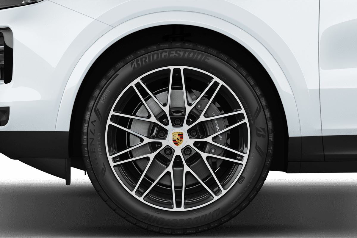 Radkappe oder Felge eines Porsche Cayenne