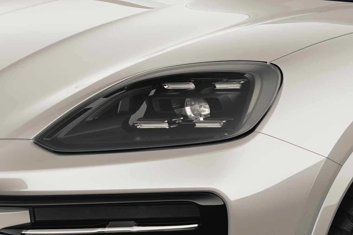 Frontscheinwerfer eines Porsche Cayenne