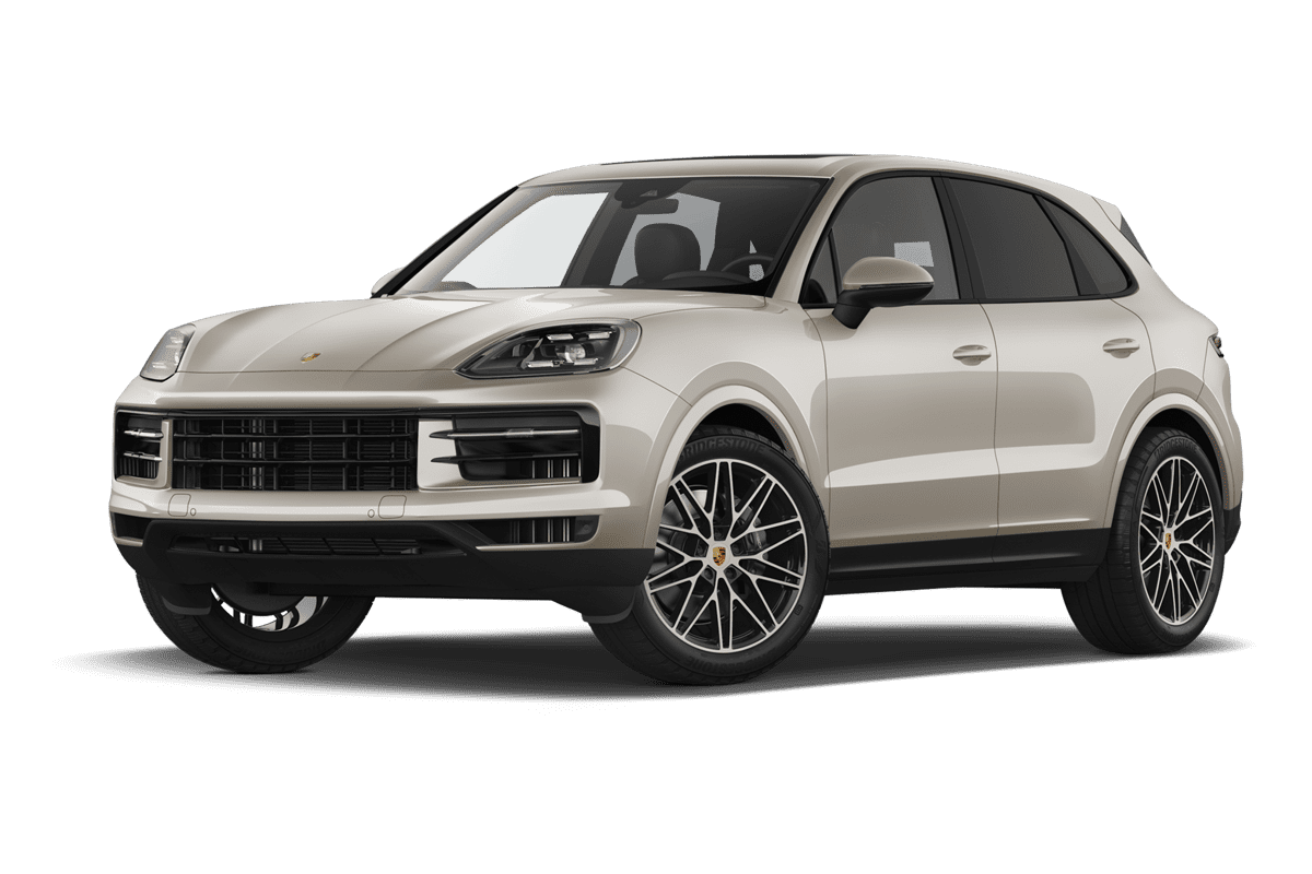 Tiefe, schräge Heckansicht eines Porsche Cayenne, freigestellt
