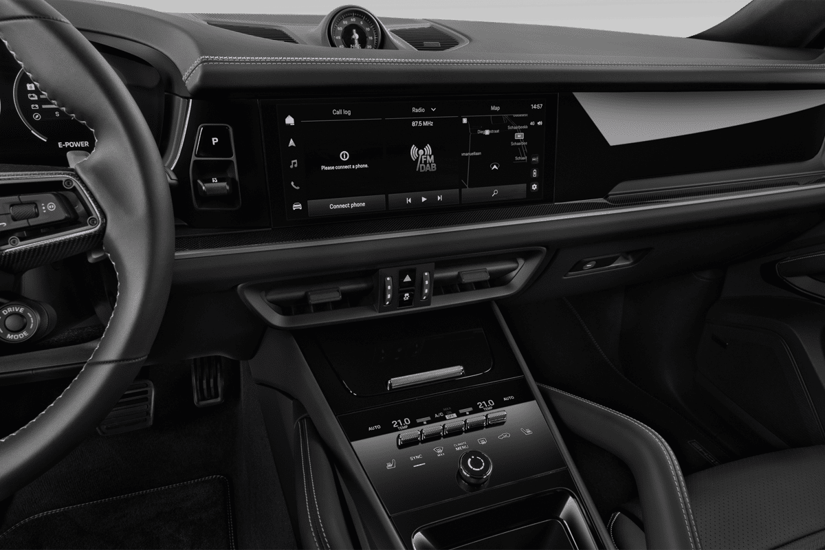 Mittelkonsole eines Porsche Cayenne Plug-in-Hybrid