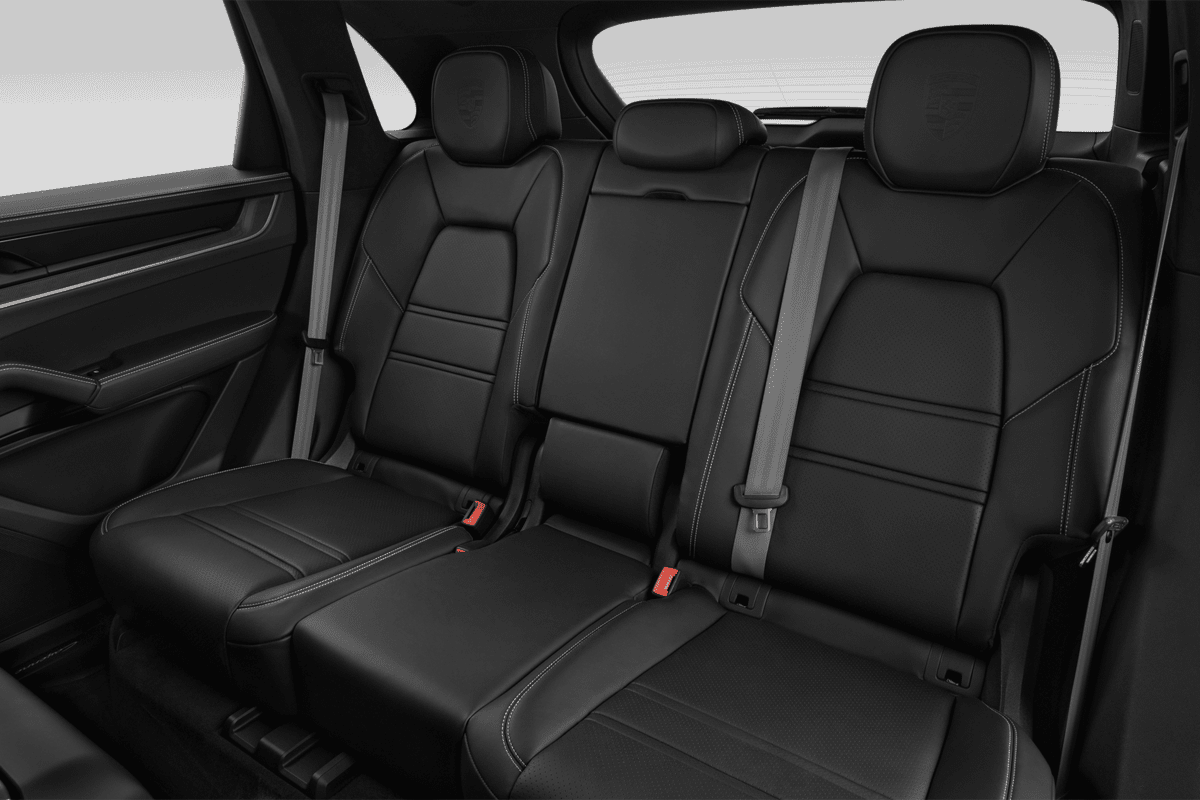 Rücksitzbank eines Porsche Cayenne Plug-in-Hybrid