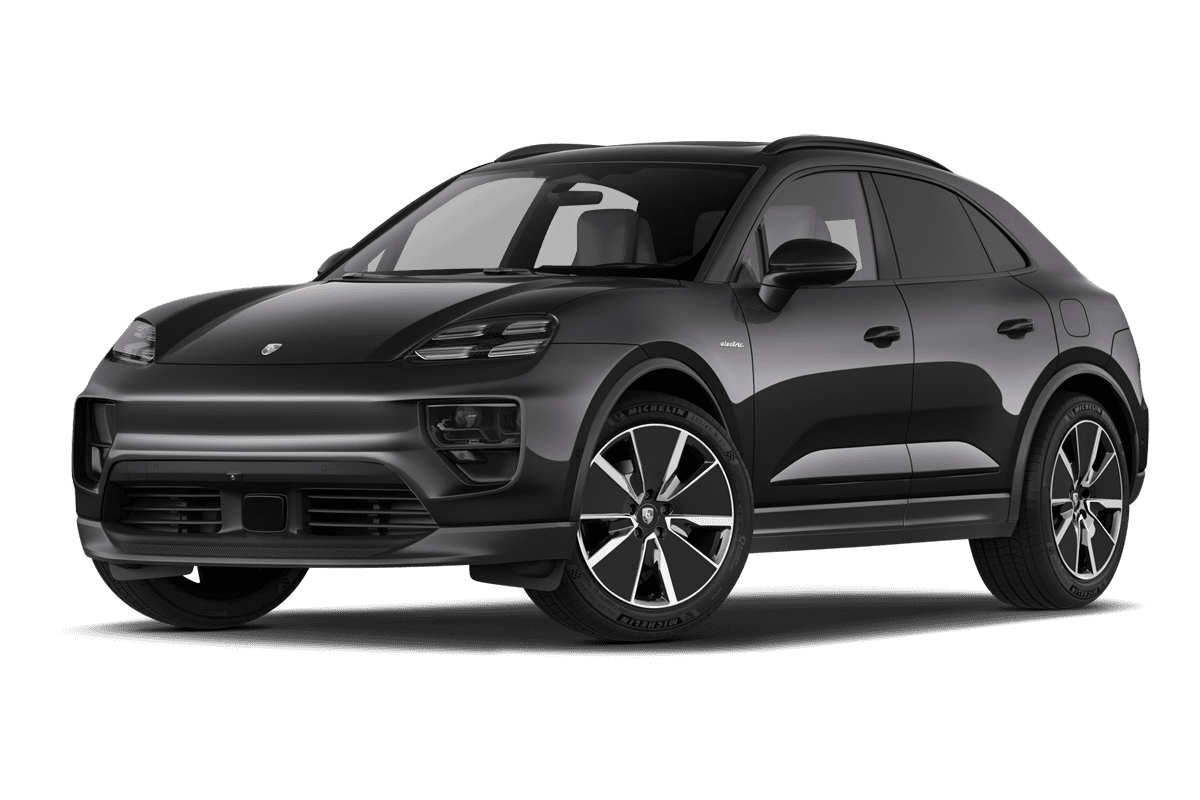 Tiefe, schräge Heckansicht eines Porsche Macan BEV , freigestellt (KI-generiert)