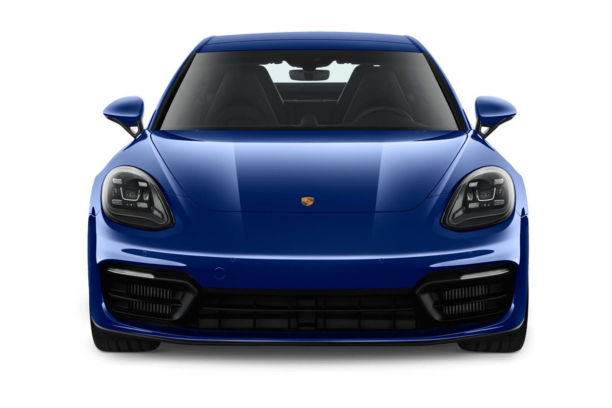 Frontansicht eines Porsche Panamera, freigestellt