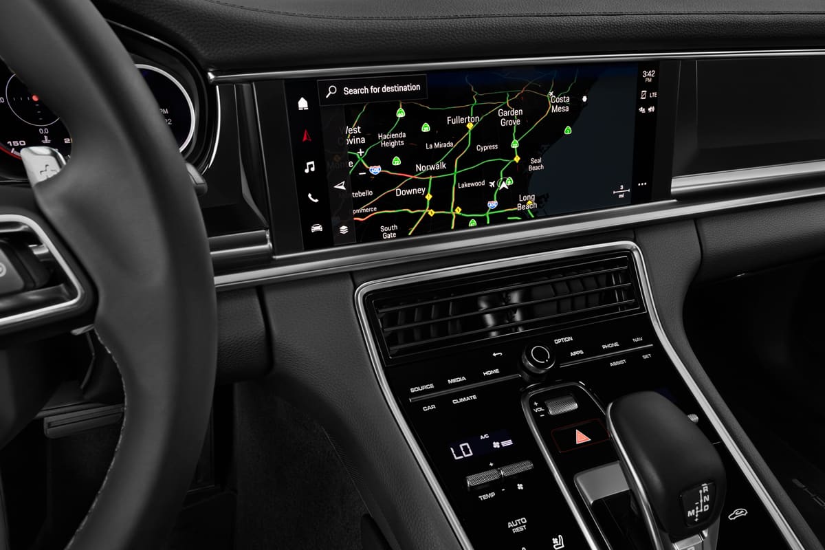 Mittelkonsole eines Porsche Panamera