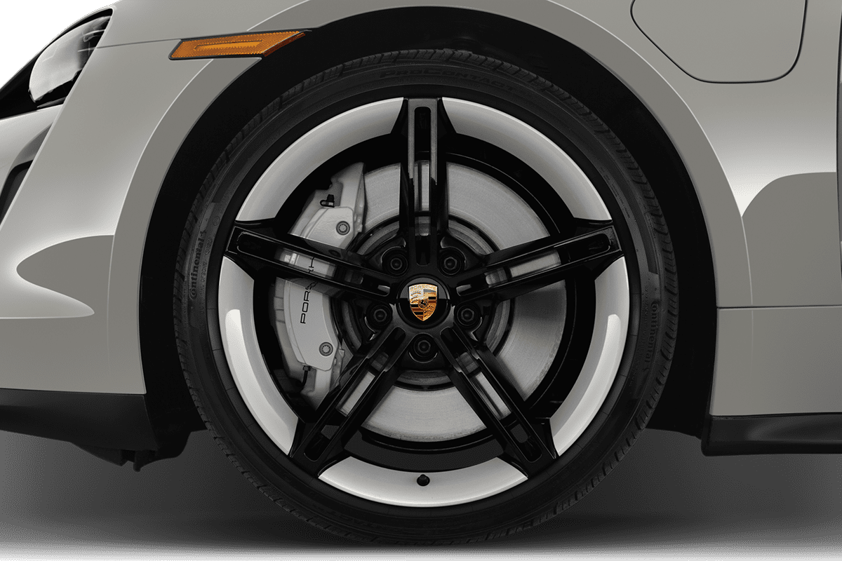 Radkappe oder Felge eines Porsche Taycan