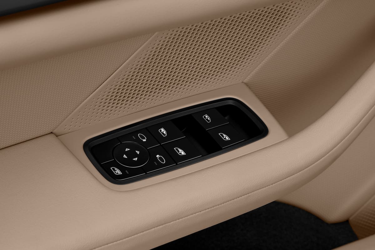 Türsteuerung eines Porsche Taycan Sport Turismo