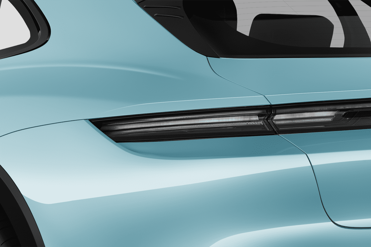 Heckleuchten eines Porsche Taycan Cross Turismo