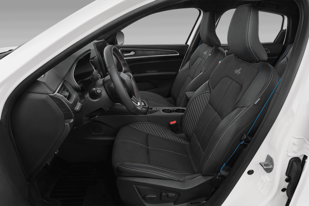 Vordersitze eines Renault Arkana Hybrid