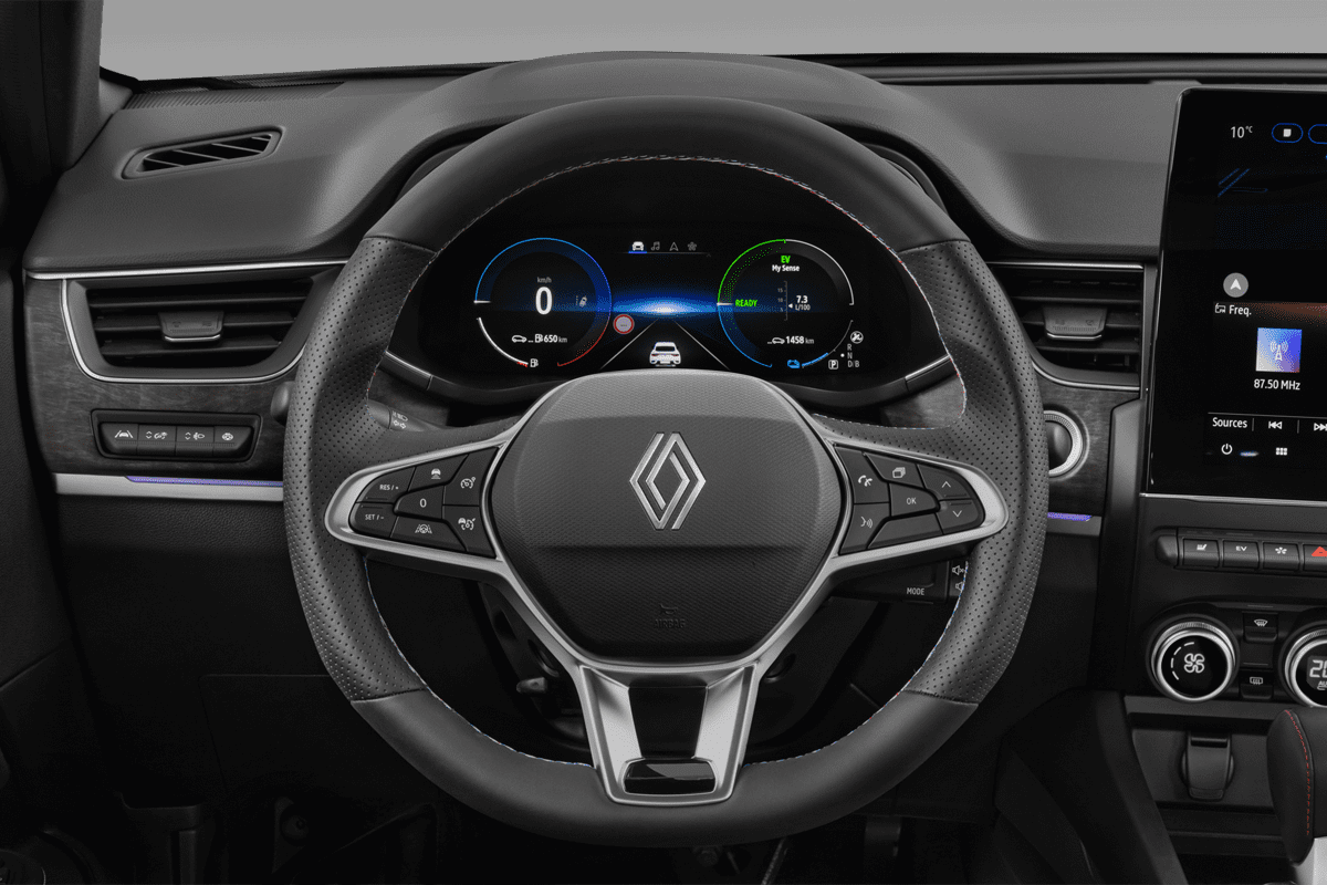 Lenkrad eines Renault Arkana Hybrid