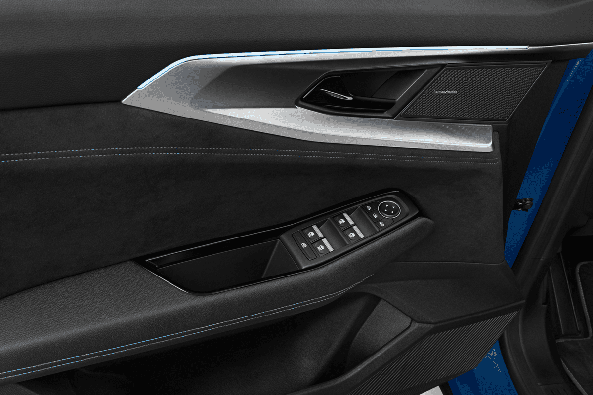 Türsteuerung eines Renault Austral Hybrid