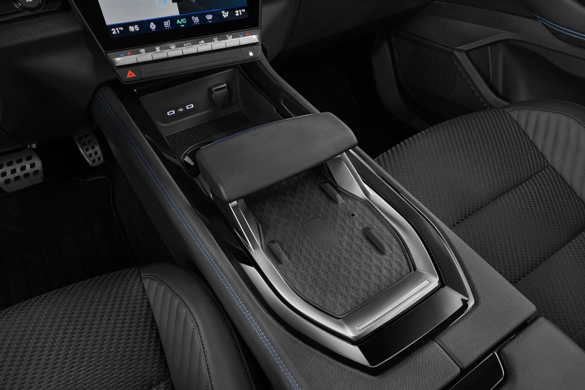 Schaltknüppel eines Renault Austral Hybrid