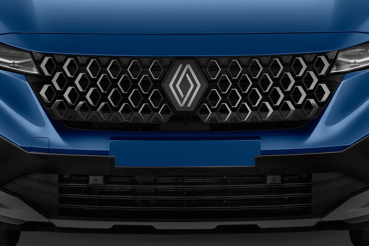 Kühlergrill eines Renault Austral Hybrid