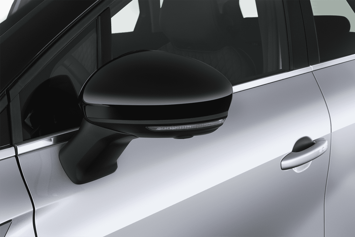 Rückspiegel eines Renault Captur LPG