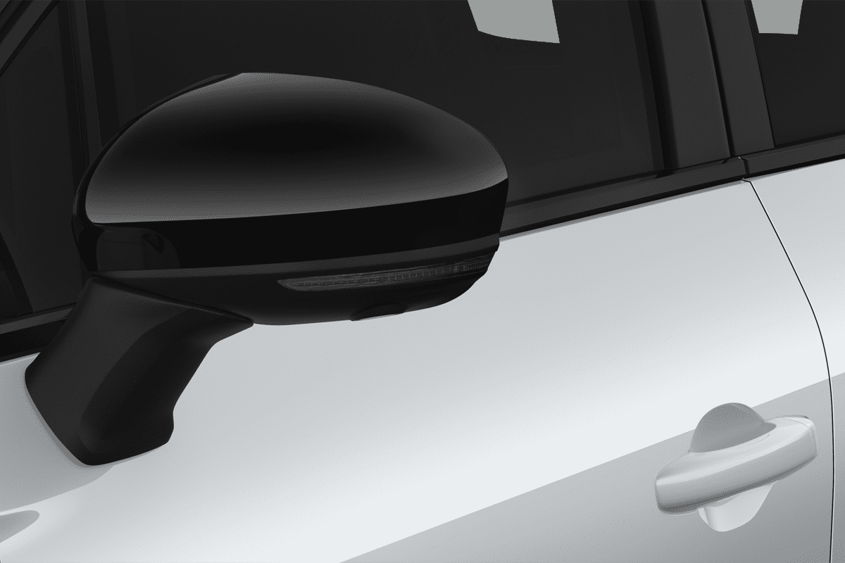 Rückspiegel eines Renault Captur Hybrid 