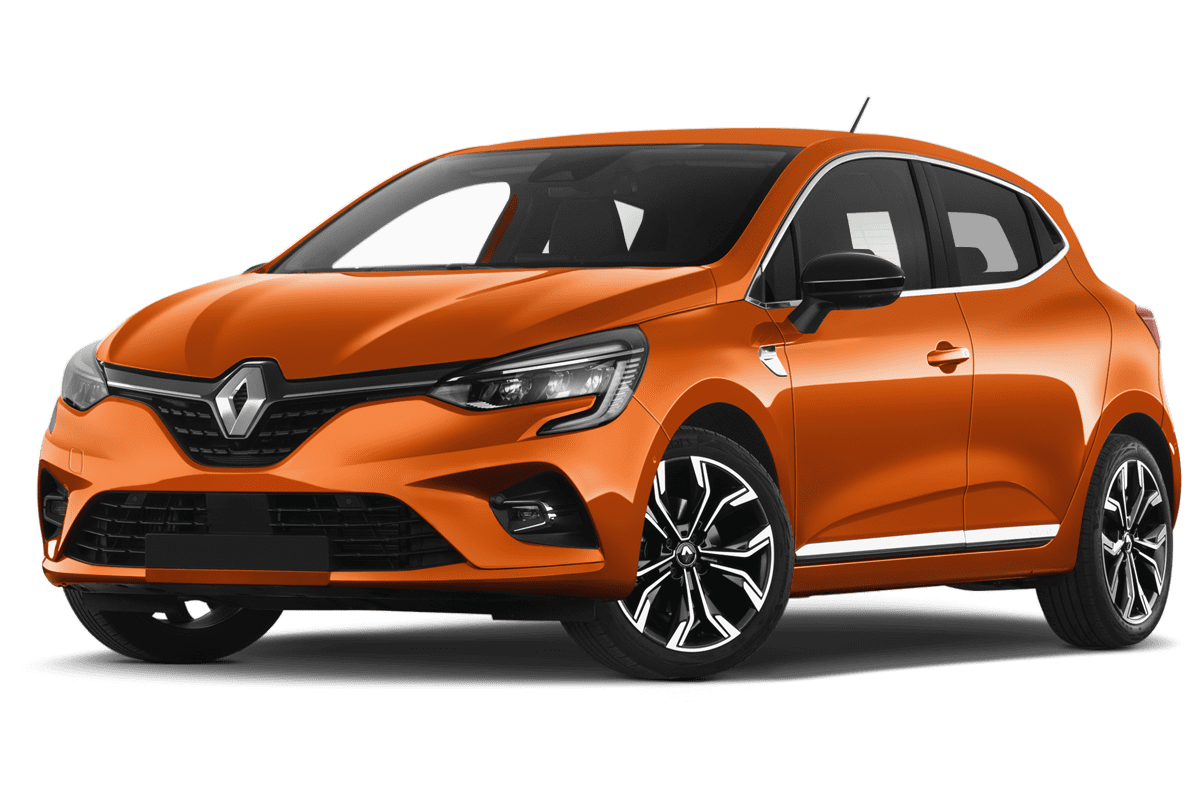 Tiefe, schräge Heckansicht eines Renault Clio LPG, freigestellt