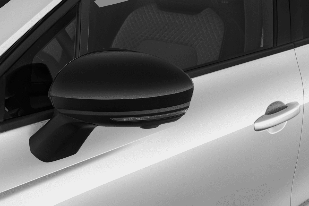 Rückspiegel eines Renault Clio (neues Modell)