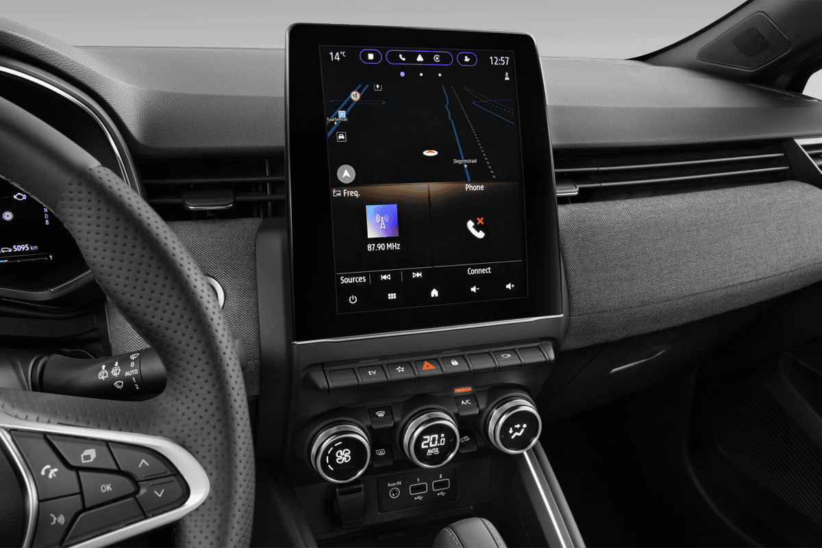 Mittelkonsole eines Renault Clio Hybrid (neues Modell)