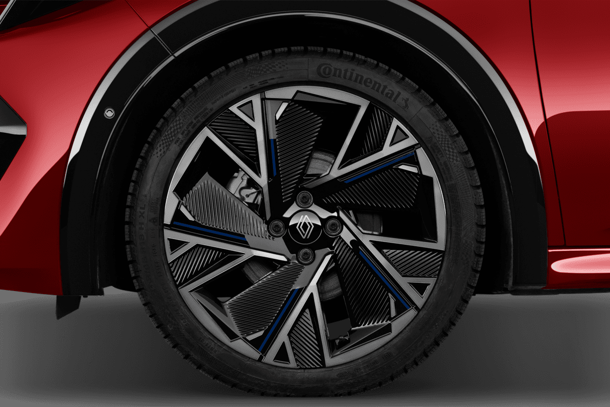 Radkappe oder Felge eines Renault Clio Hybrid (neues Modell)