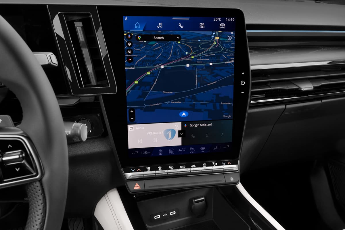 Mittelkonsole eines Renault Espace Hybrid 