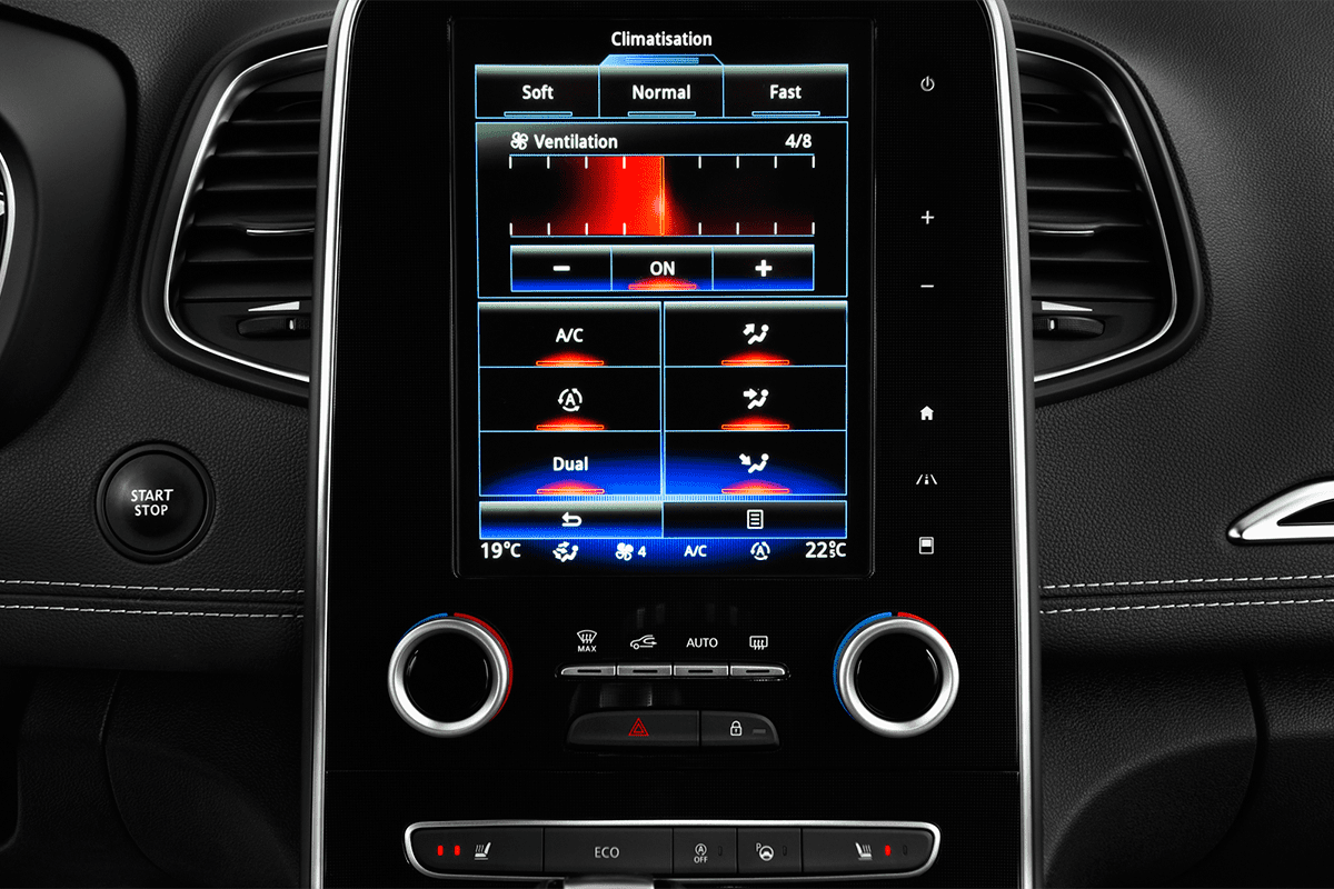 Klimasteuerung eines Renault Grand Scenic Black Edition 