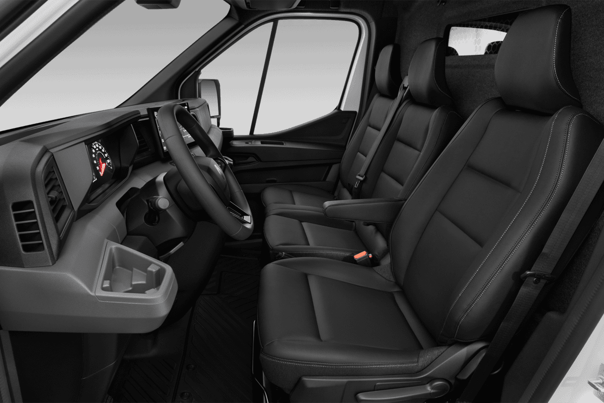 Vordersitze eines Renault Master Normal Kastenwagen