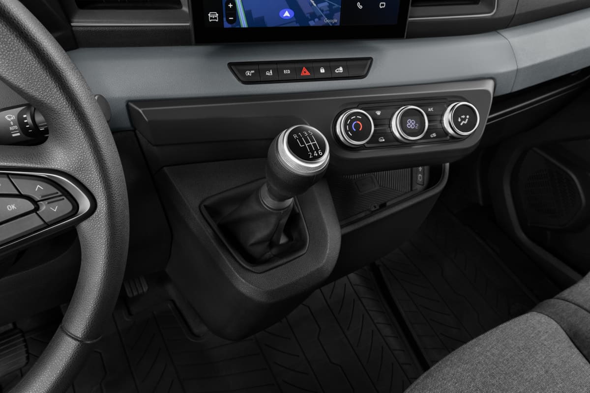 Schaltknüppel eines Renault Master Normal Kastenwagen