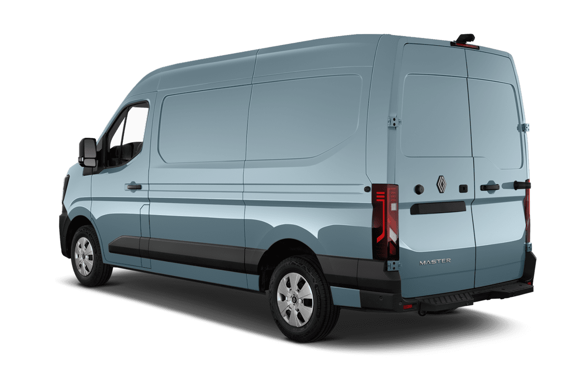 Schräge Heckansicht eines Renault Master E-Tech, freigestellt