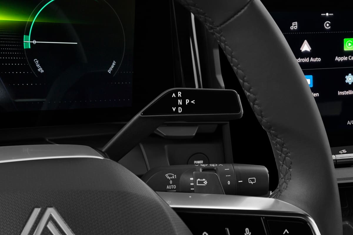 Schaltknüppel eines Renault Megane E-Tech