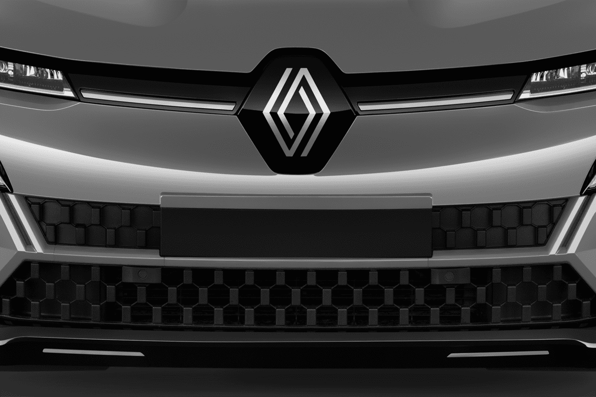 Kühlergrill eines Renault Megane E-Tech