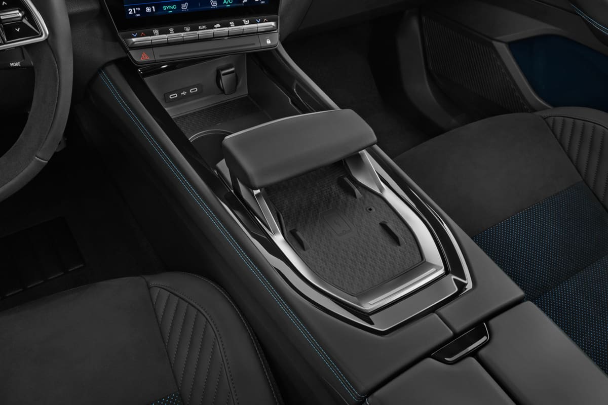 Schaltknüppel eines Renault Rafale Hybrid