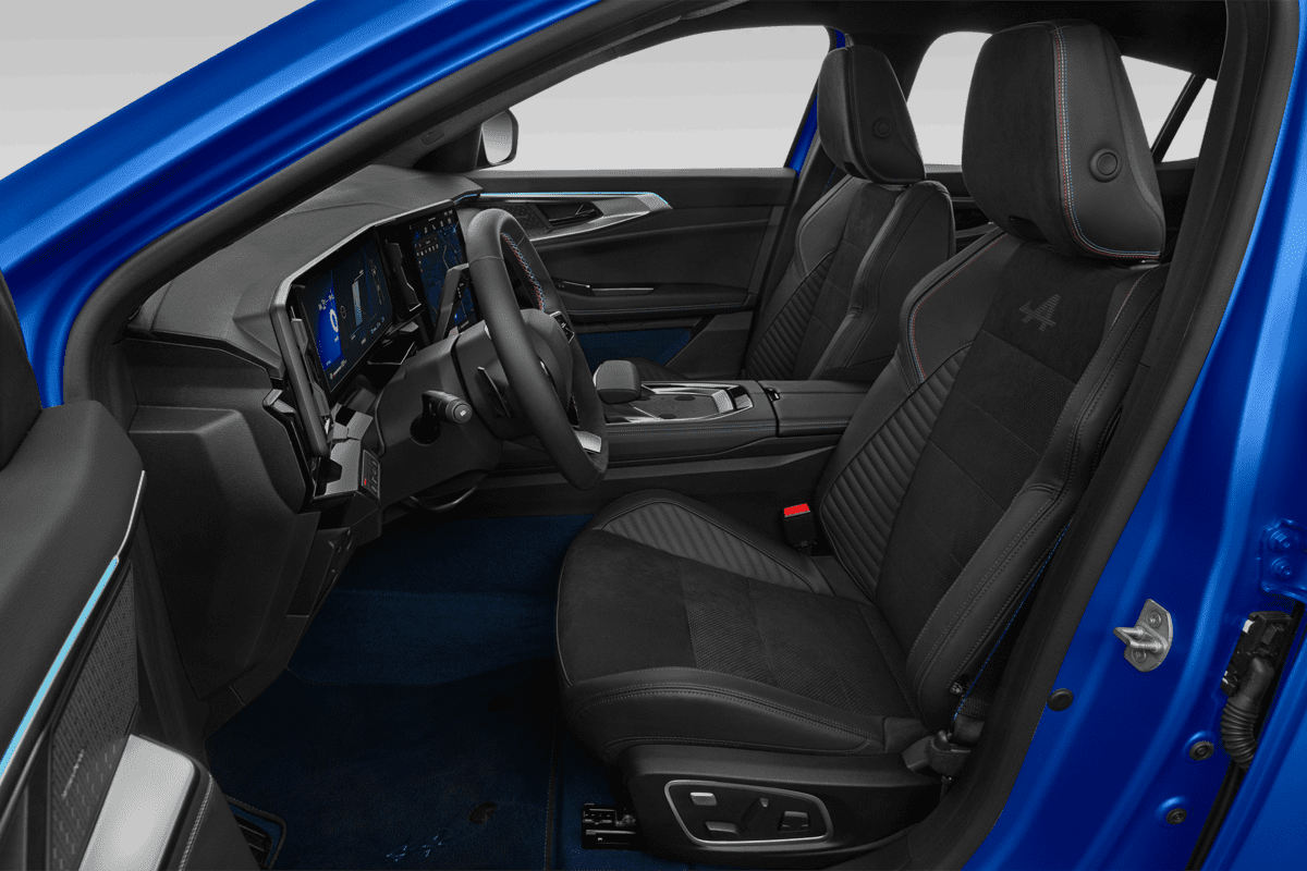 Vordersitze eines Renault Rafale Plug-in-Hybrid