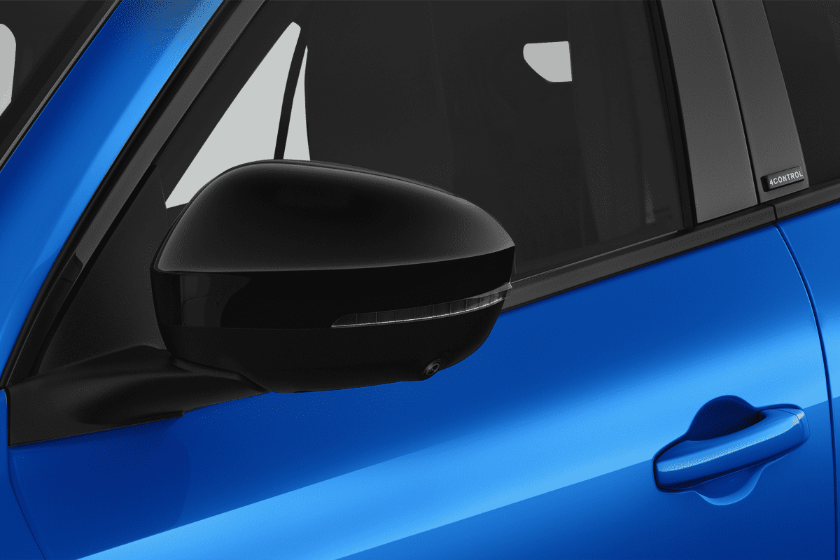 Rückspiegel eines Renault Rafale Plug-in-Hybrid