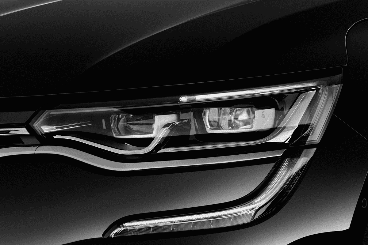 Frontscheinwerfer eines Renault Talisman