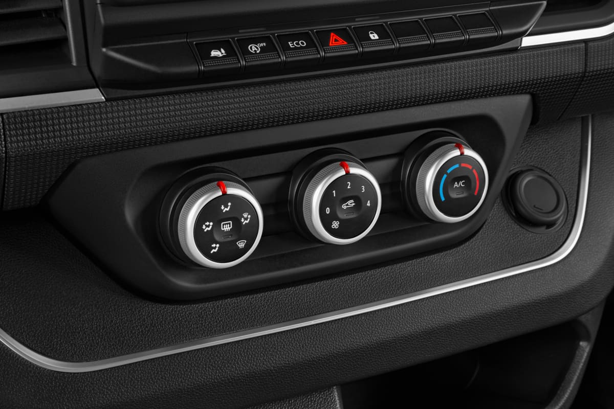 Klimasteuerung eines Renault Trafic Kombi